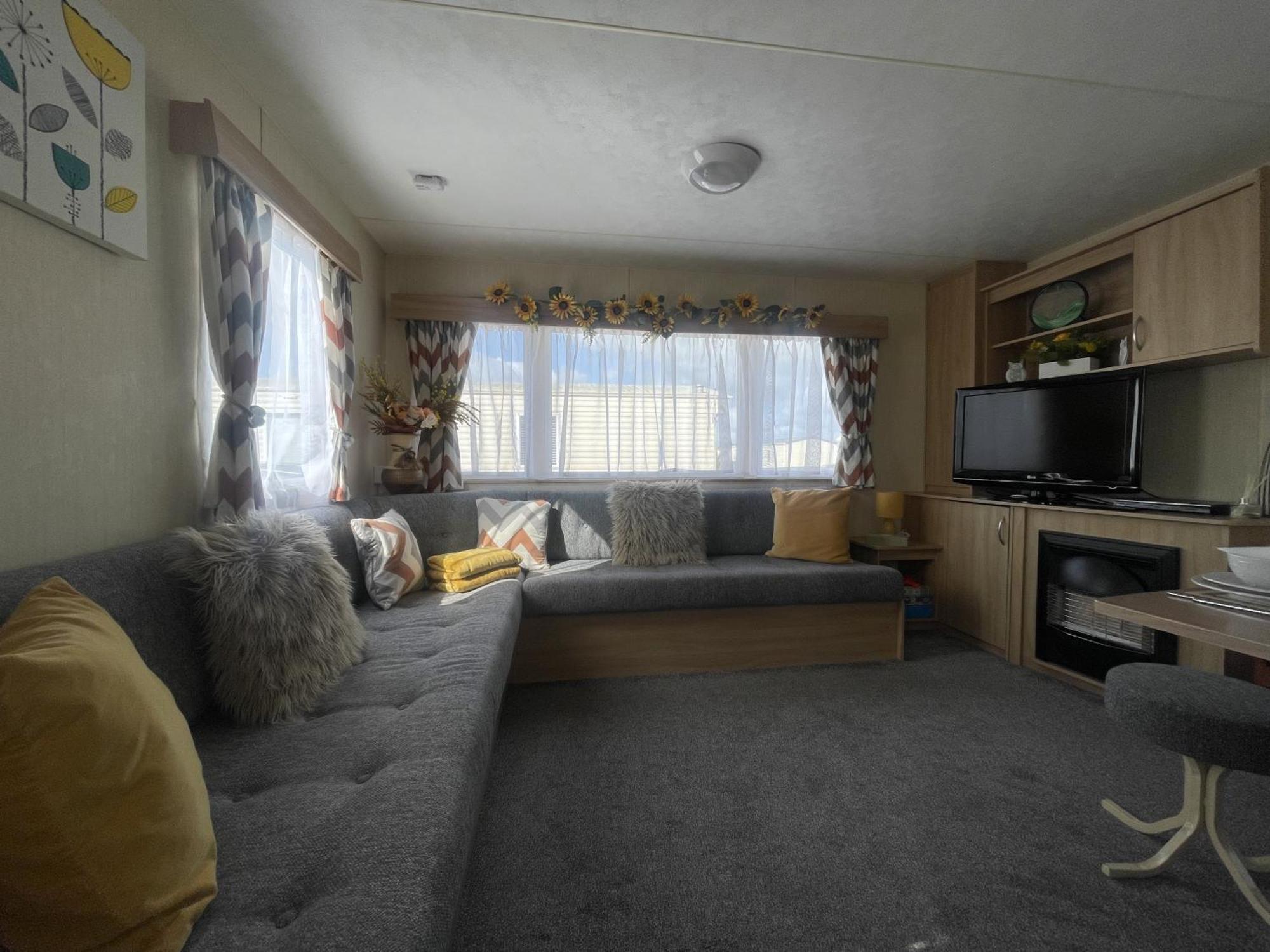 3 Bedroom Caravan, Edi Rita, Robin Hood, Pet Friendly Meliden Екстериор снимка