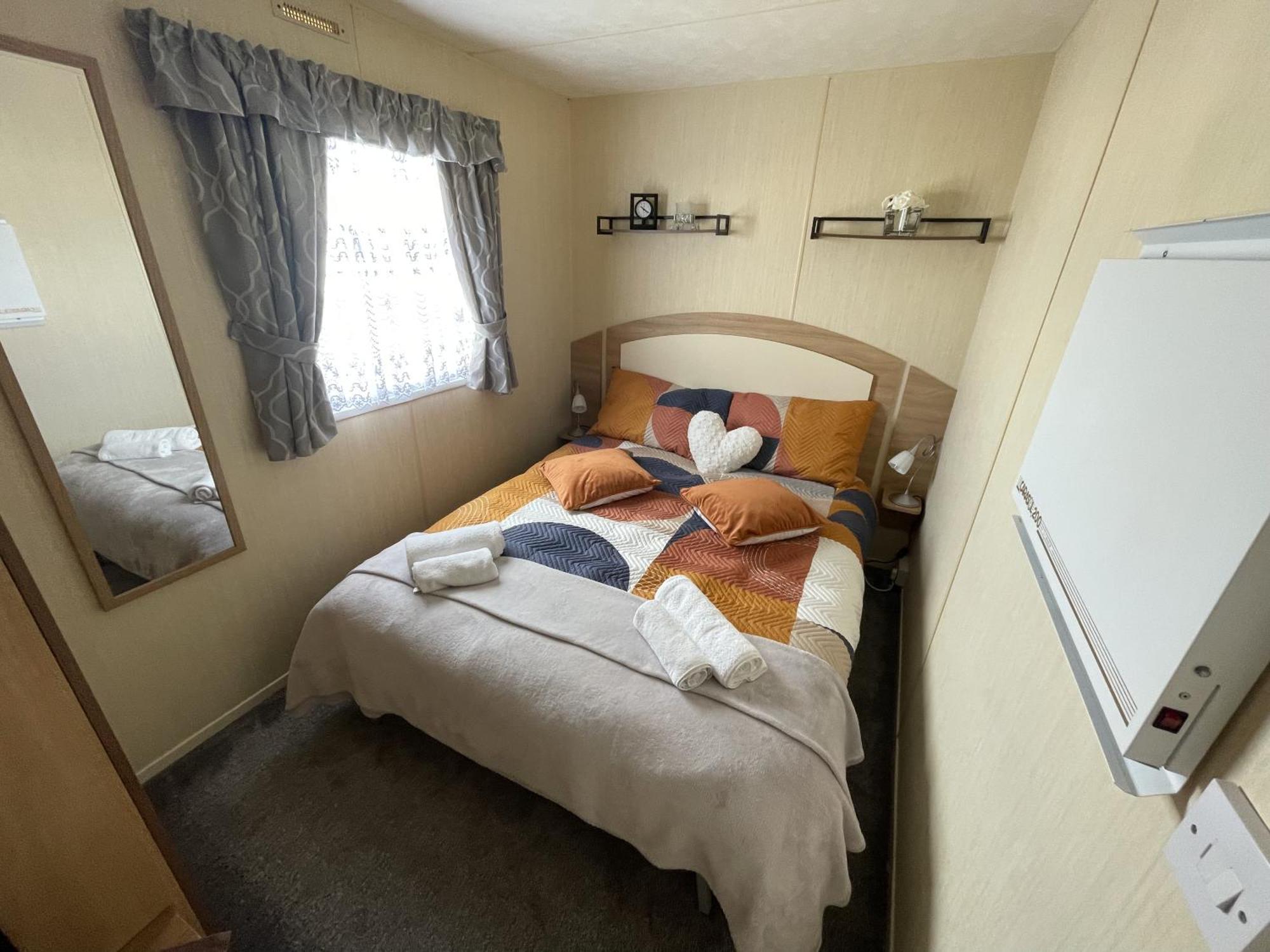 3 Bedroom Caravan, Edi Rita, Robin Hood, Pet Friendly Meliden Екстериор снимка